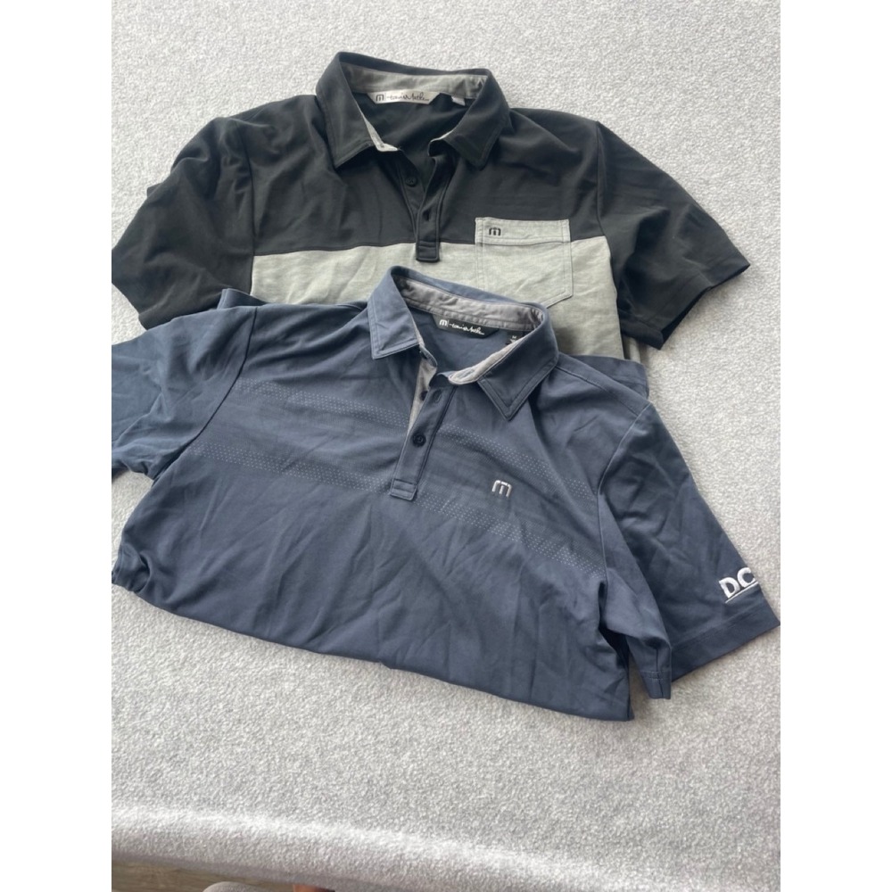 Lot of 2 TravisMathew Mens Polo Shirts Medium Navy Blue Black Grey Colorblock